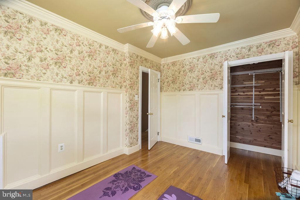 PARKWAY - Residential