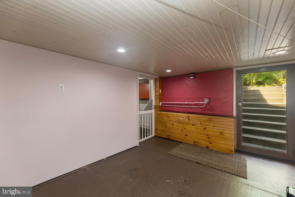 PARKWAY - Residential