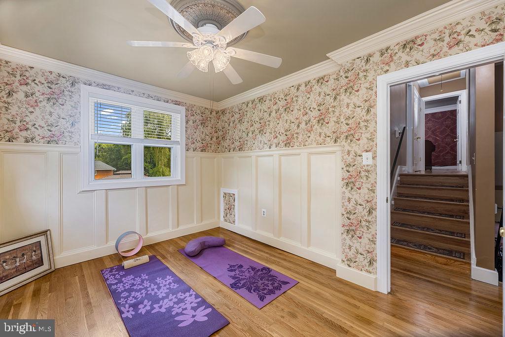 PARKWAY - Residential