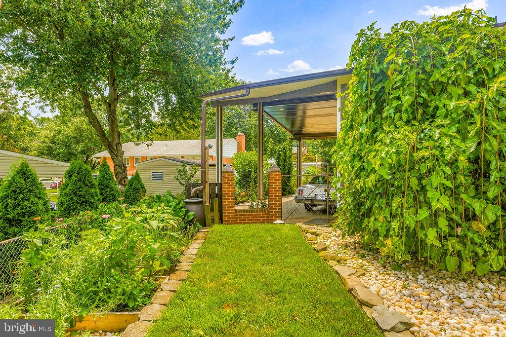 PARKWAY - Residential