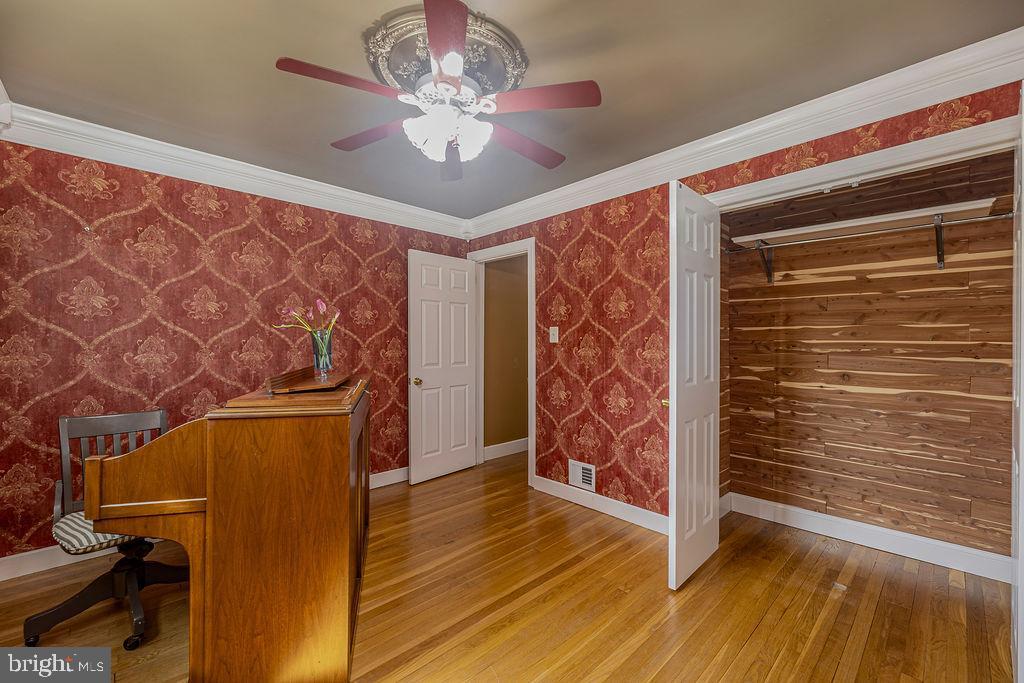 PARKWAY - Residential