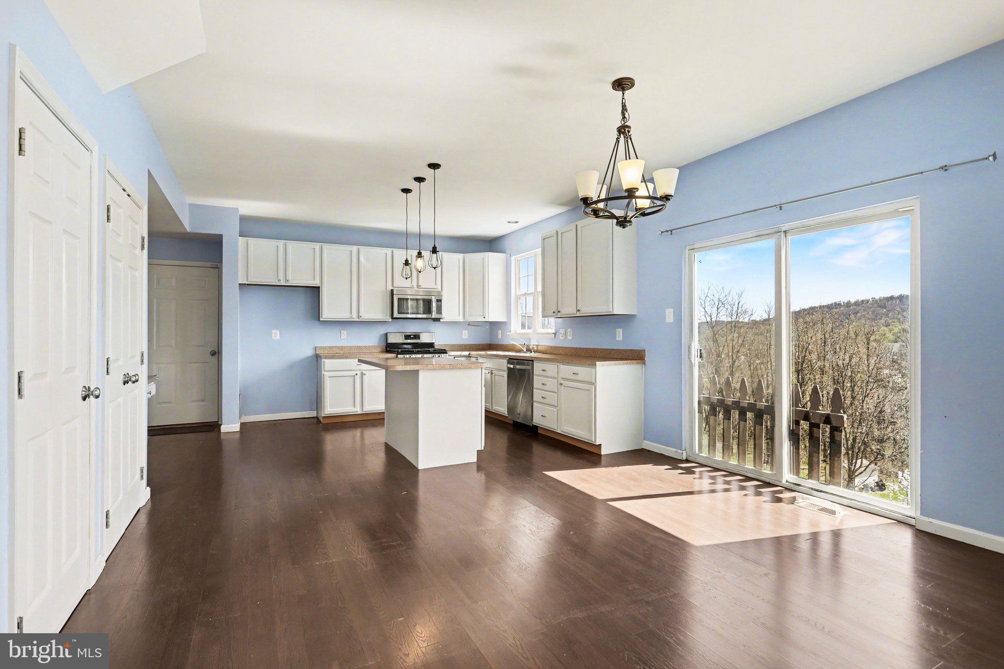 BRIARCLIFF - Residential