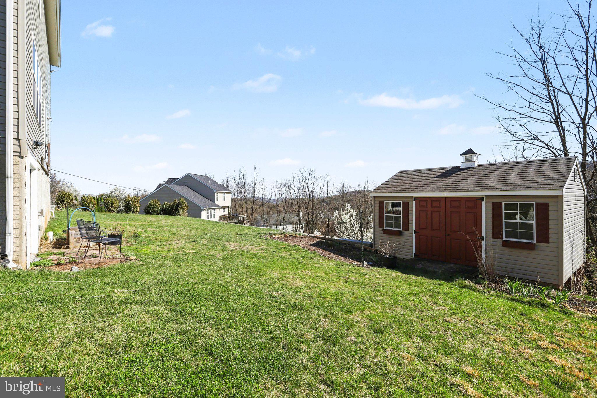 BRIARCLIFF - Residential