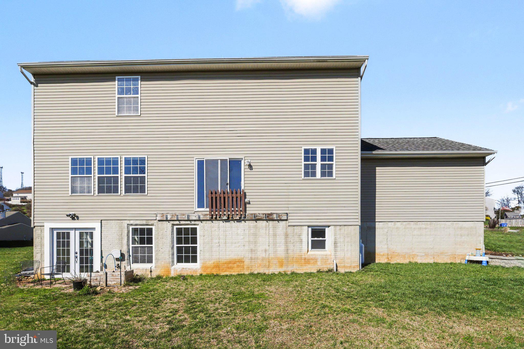 BRIARCLIFF - Residential