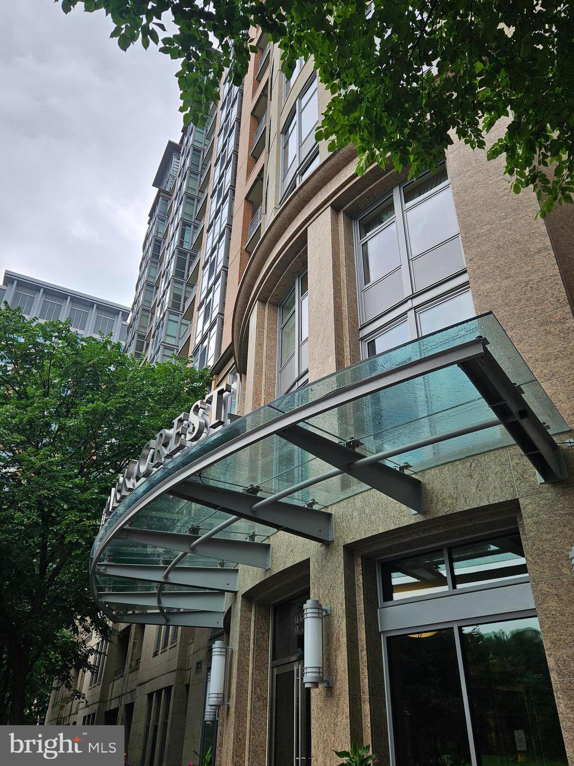 Luxury condo in the heart of Tysons with spectacular view! Two-bedroom, two-bathroom unit in hotel-like building, moments to shopping and restaurants! Loaded with high-end features including gourmet kitchen, hardwood floors, upgraded bathrooms, spa-like amenities, rooftop pool, fitness center, concierge, party room, and more! Freshly painted, brand new wood flooring throughout. Two Indoor Parking Spaces on P3 level! Convenient to Metro's Silver Line and all major commuter roads.