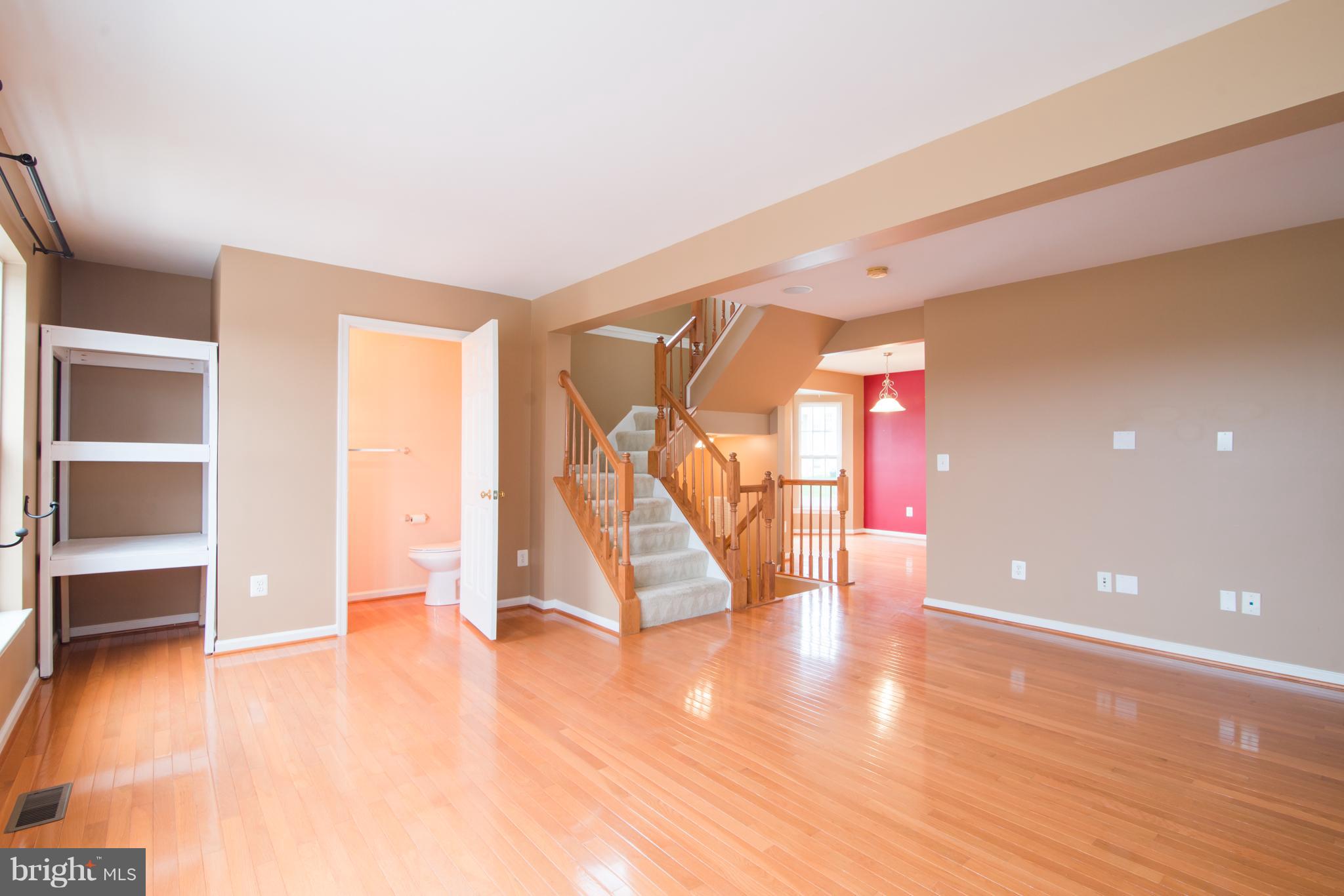 LAKELAND PLACE - Residential