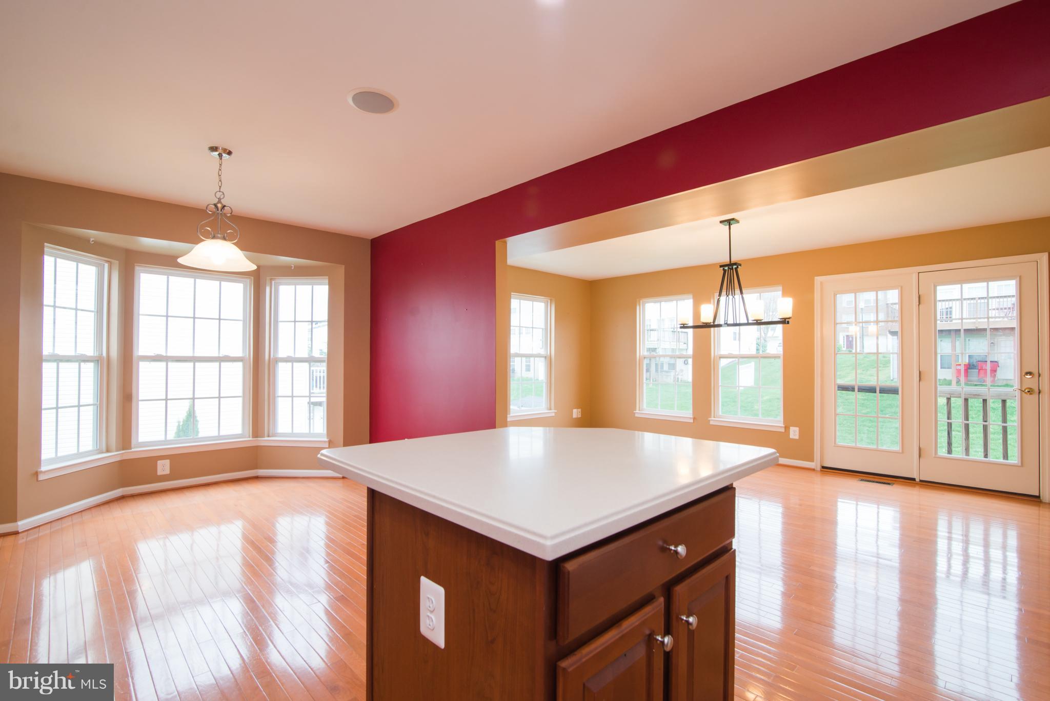 LAKELAND PLACE - Residential