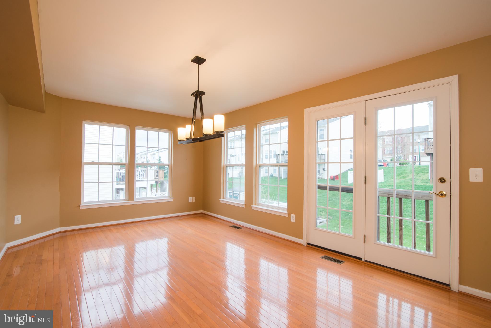 LAKELAND PLACE - Residential