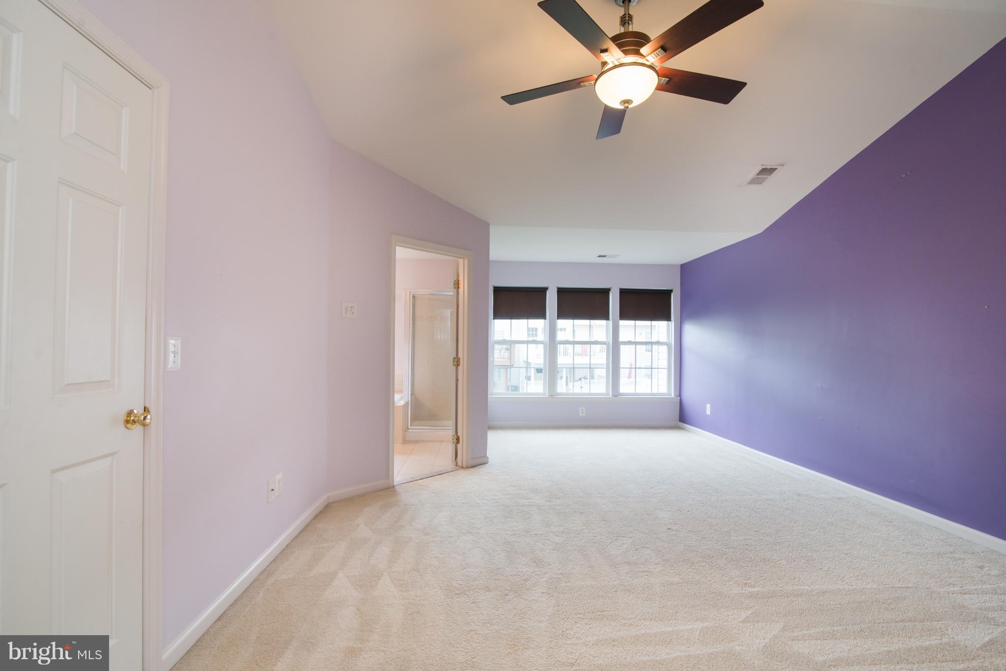 LAKELAND PLACE - Residential