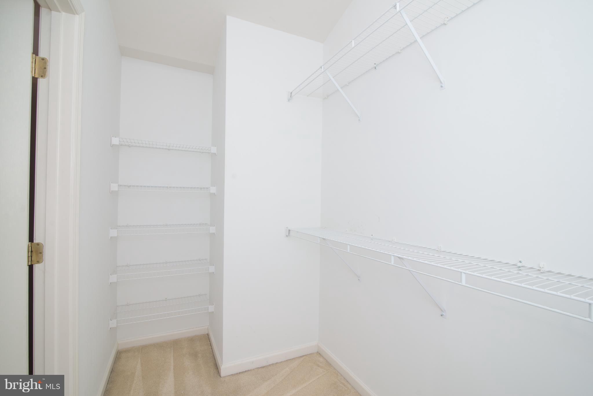 LAKELAND PLACE - Residential