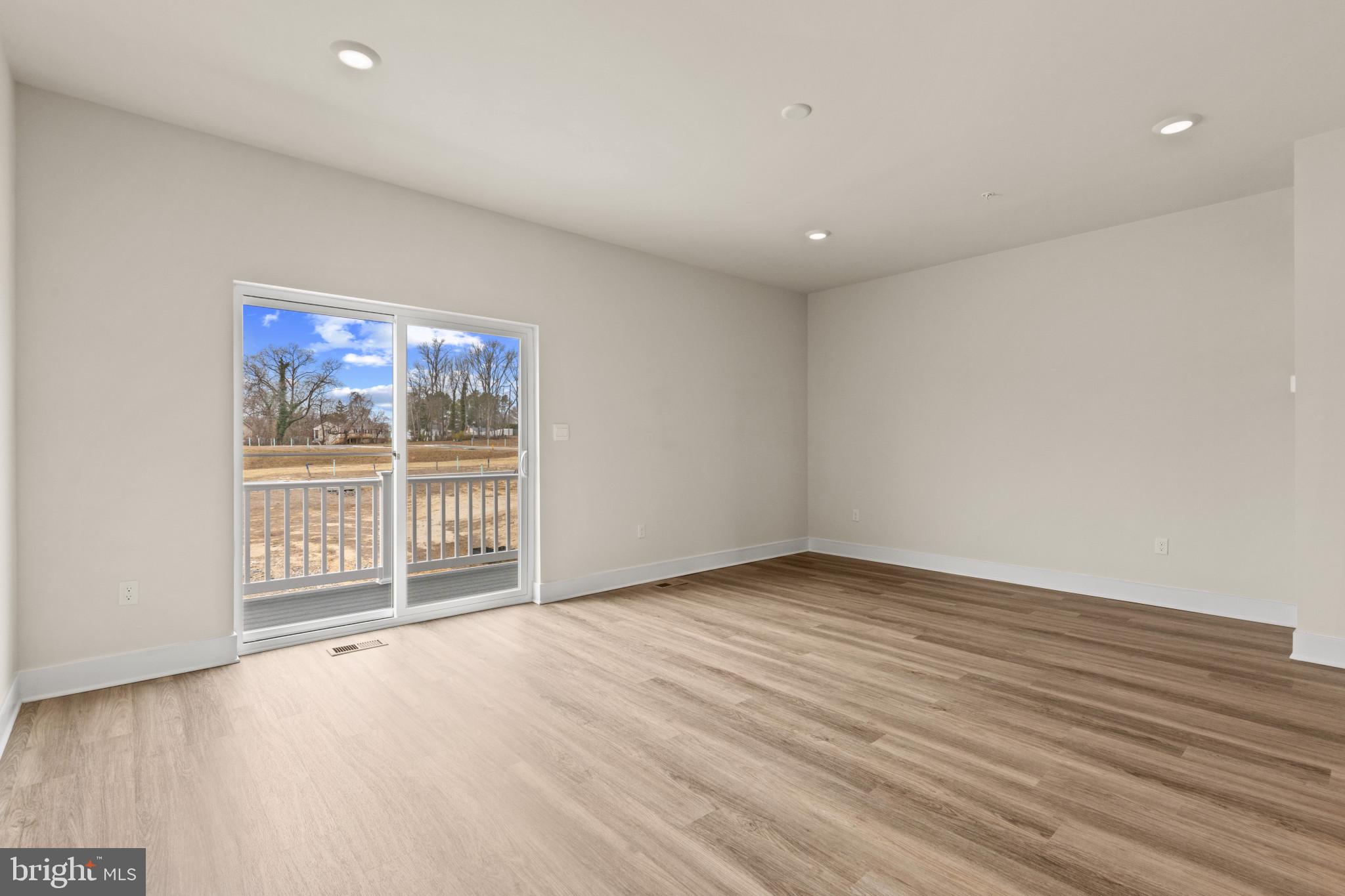 MAGNOLIA LANDING - Residential