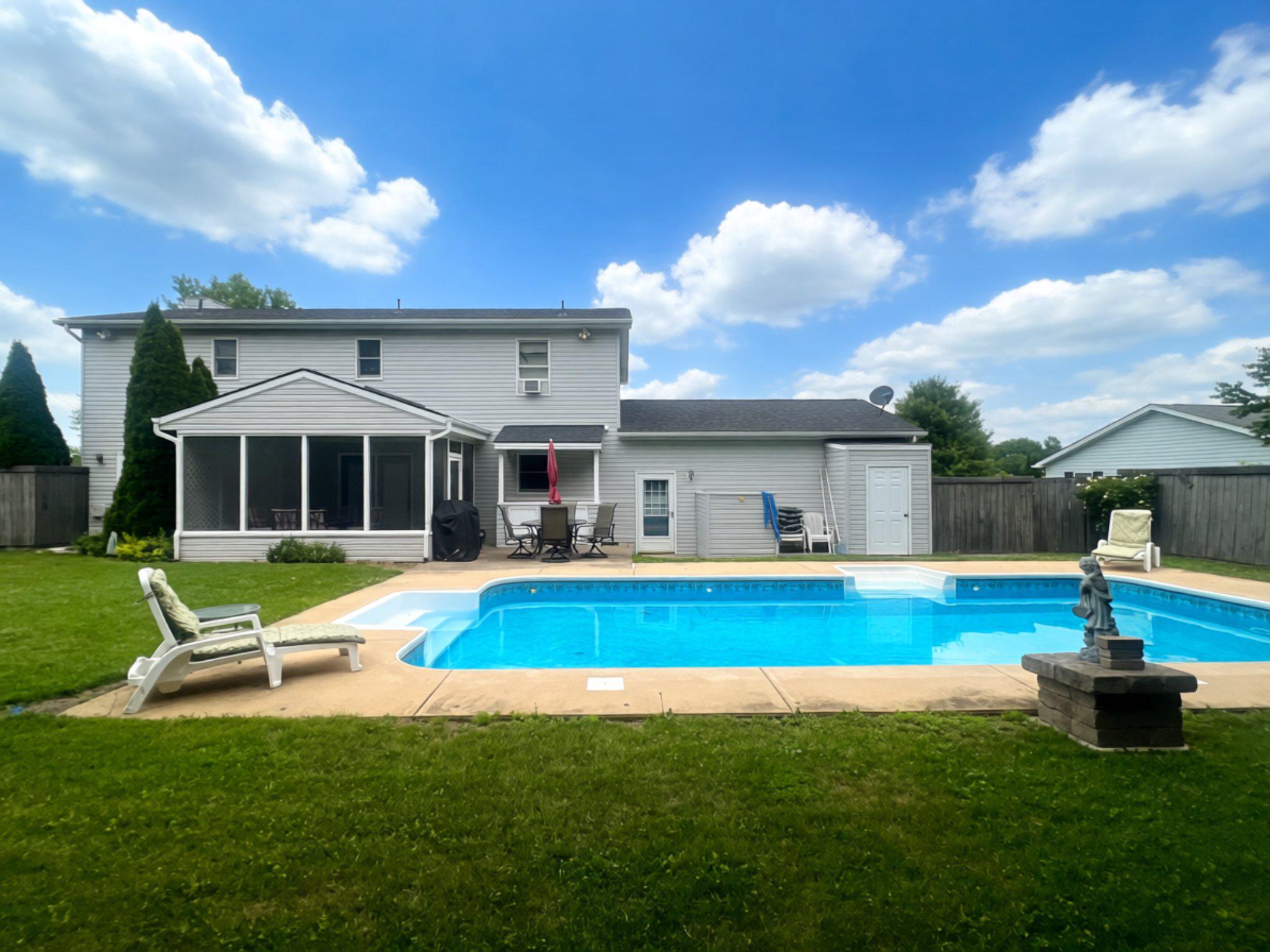 64 RALPHS COURT