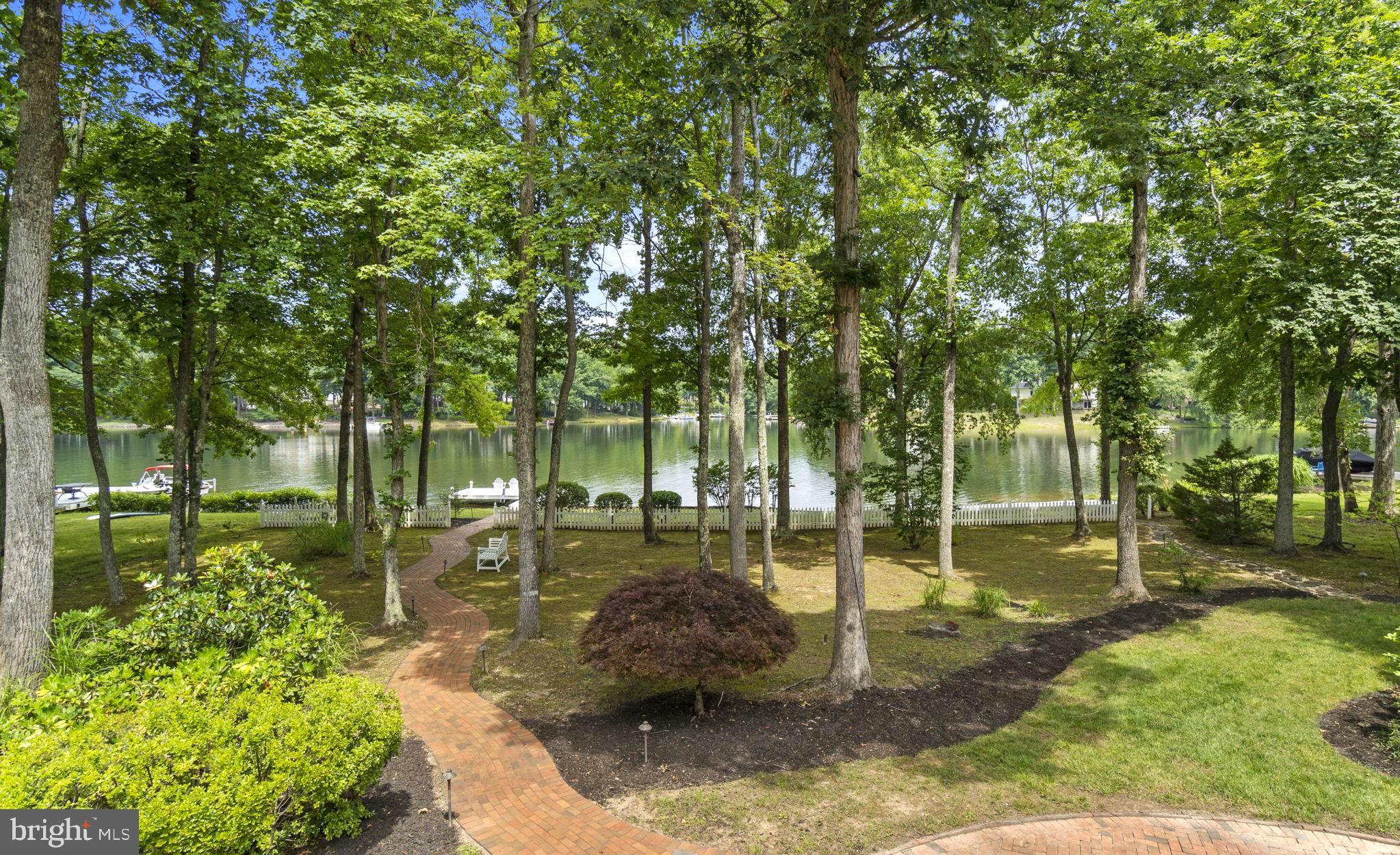 FAWN LAKE - Residential