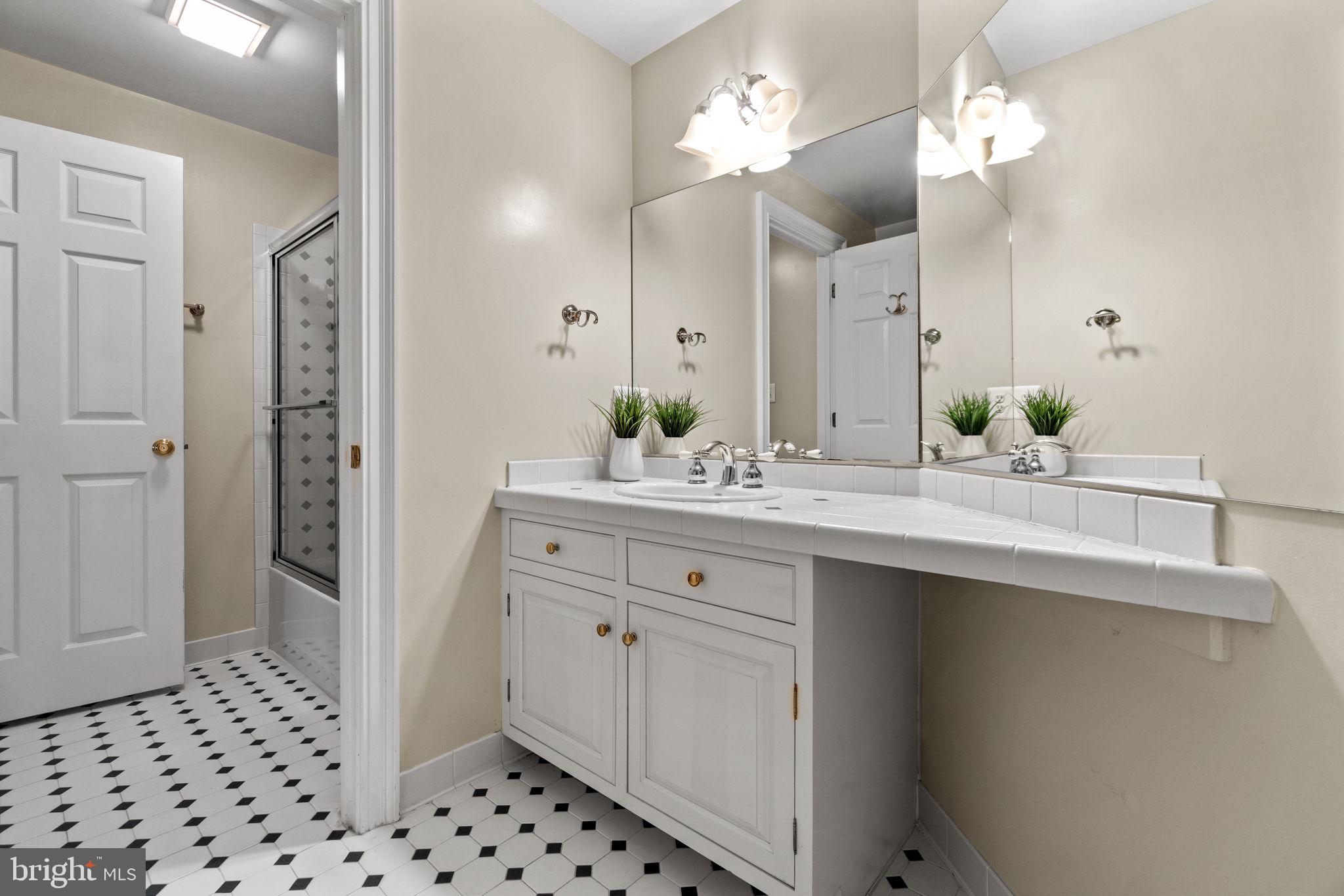 FAWN LAKE - Residential