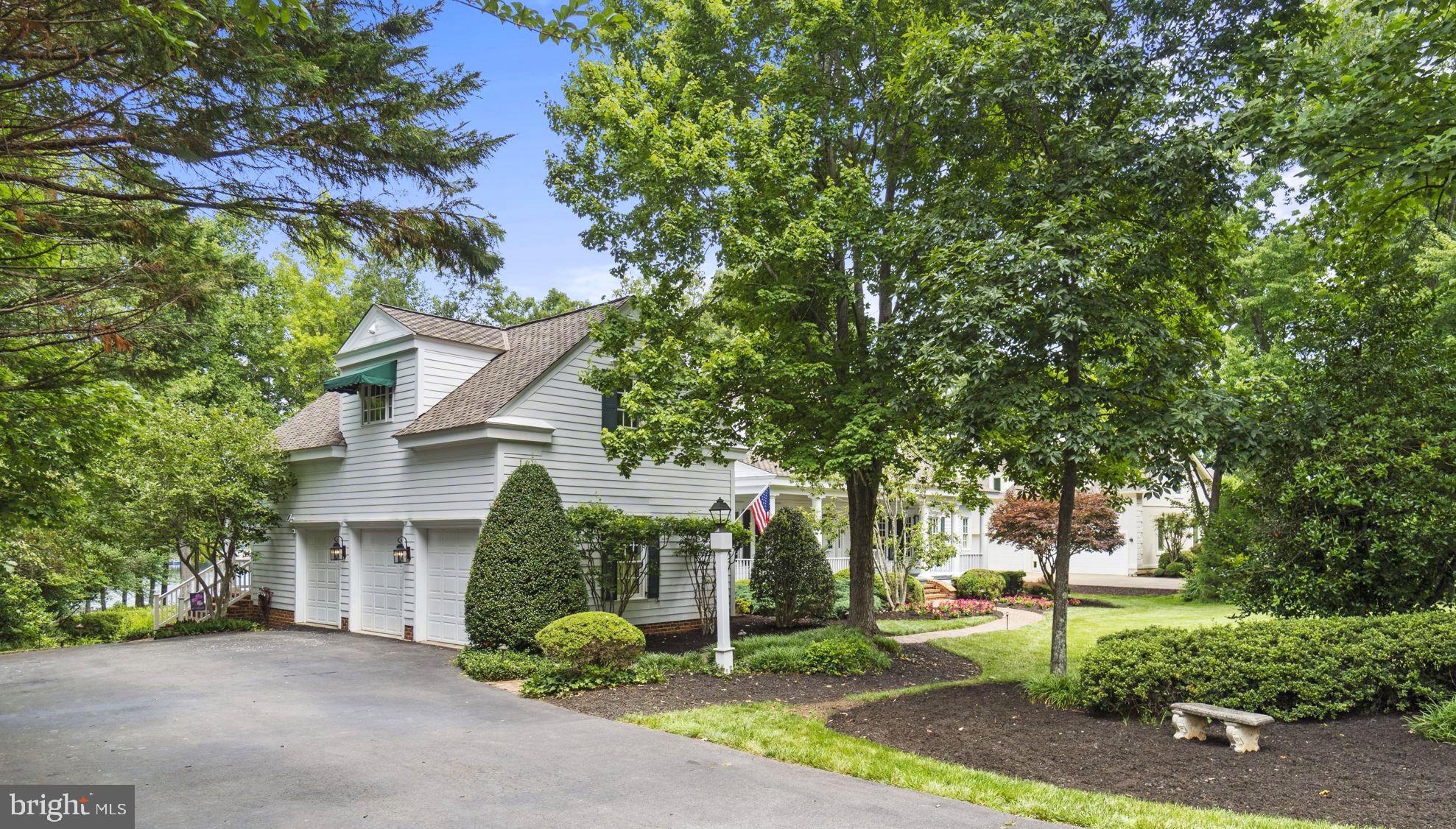 FAWN LAKE - Residential