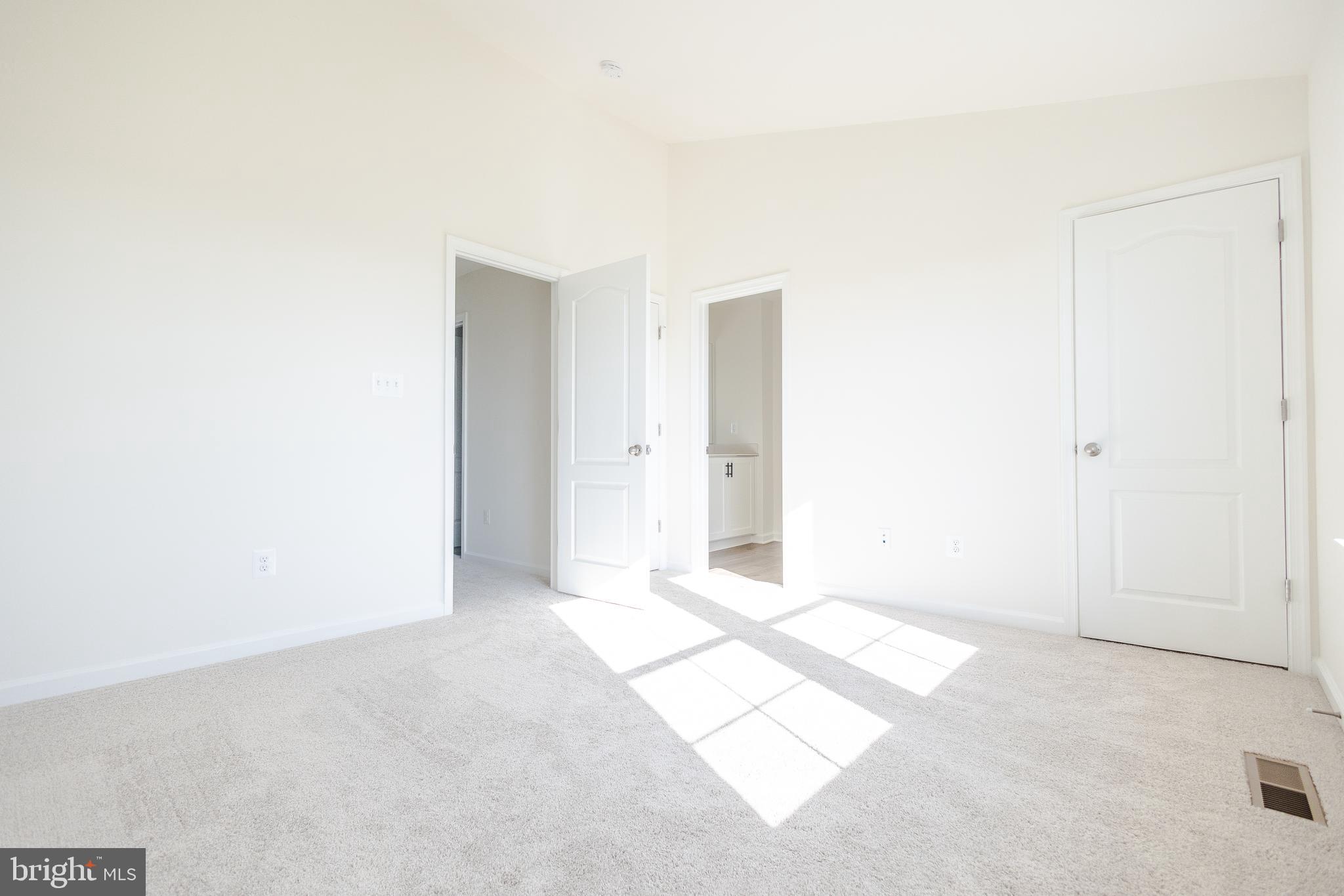 TOWNES AT TATE MANOR - Residential Lease