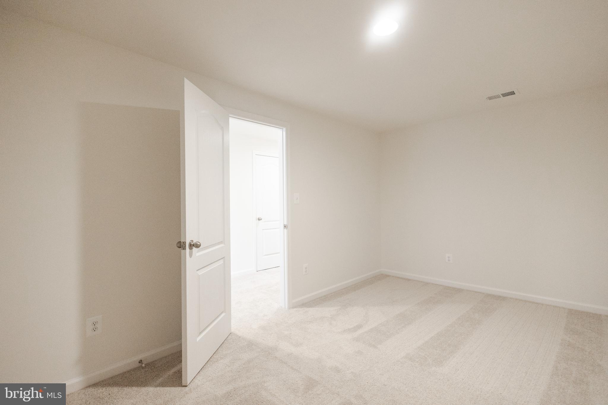 TOWNES AT TATE MANOR - Residential Lease