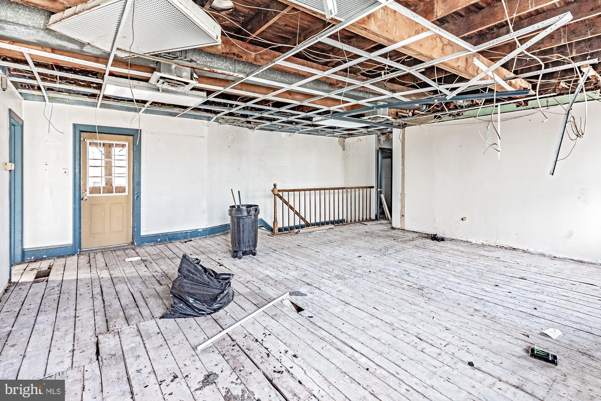 ASHLEY HEIGHTS - Commercial Sale