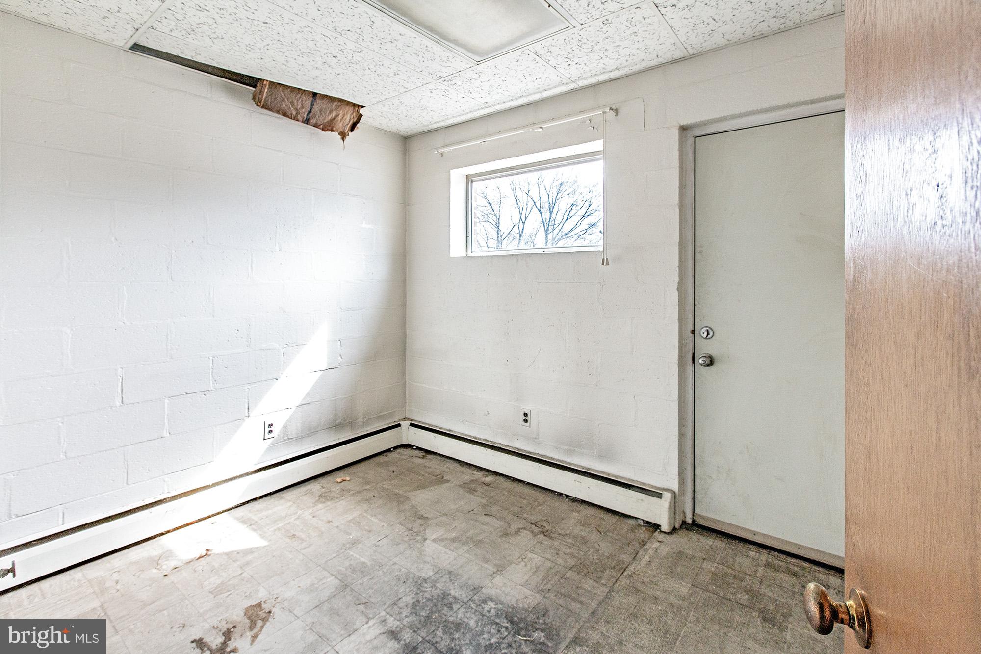 ASHLEY HEIGHTS - Commercial Sale