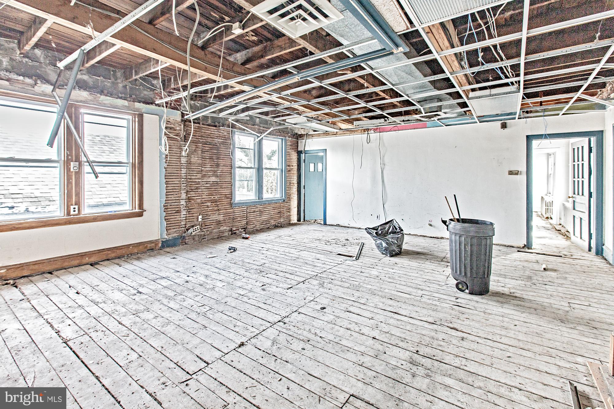 ASHLEY HEIGHTS - Commercial Sale