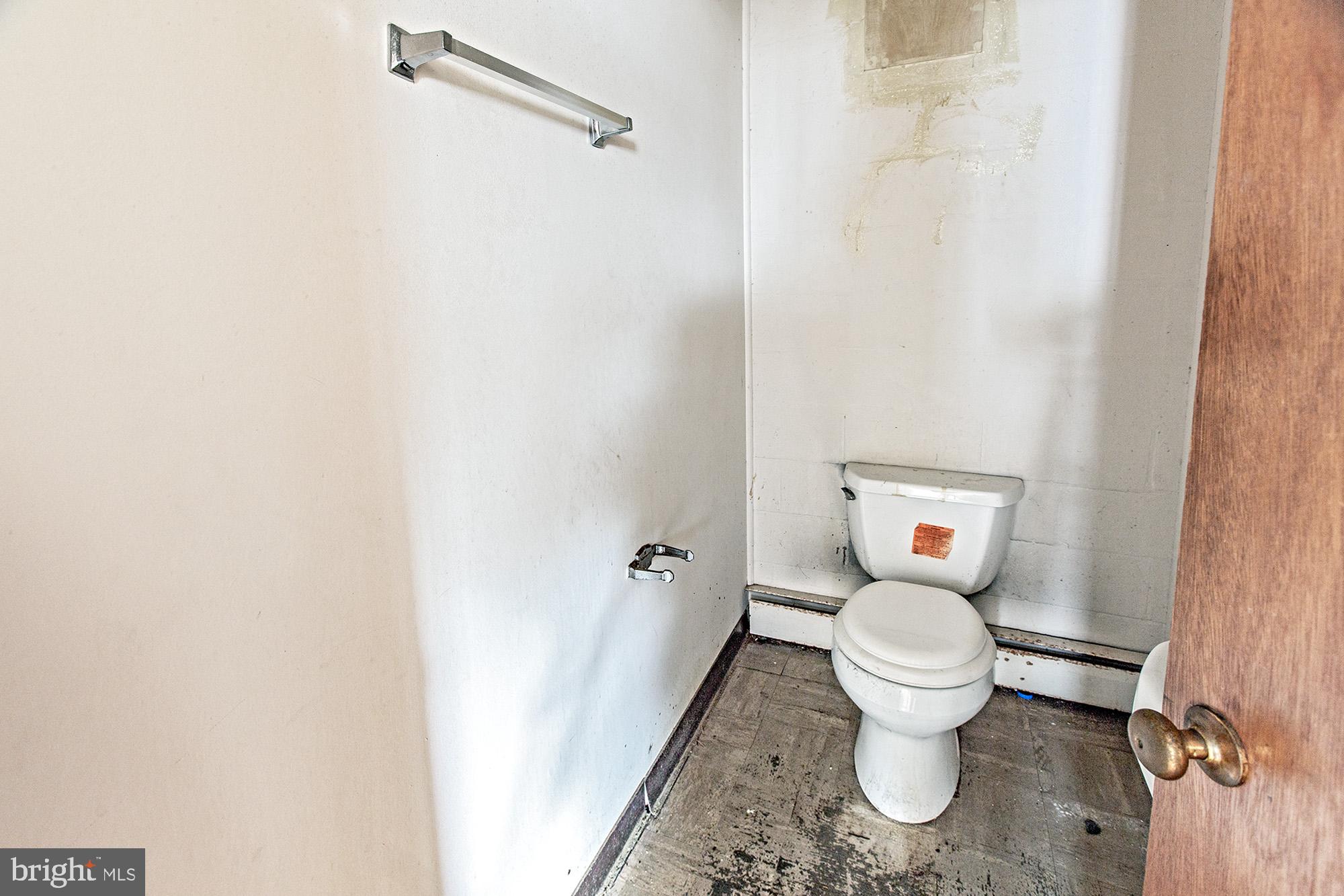 ASHLEY HEIGHTS - Commercial Sale