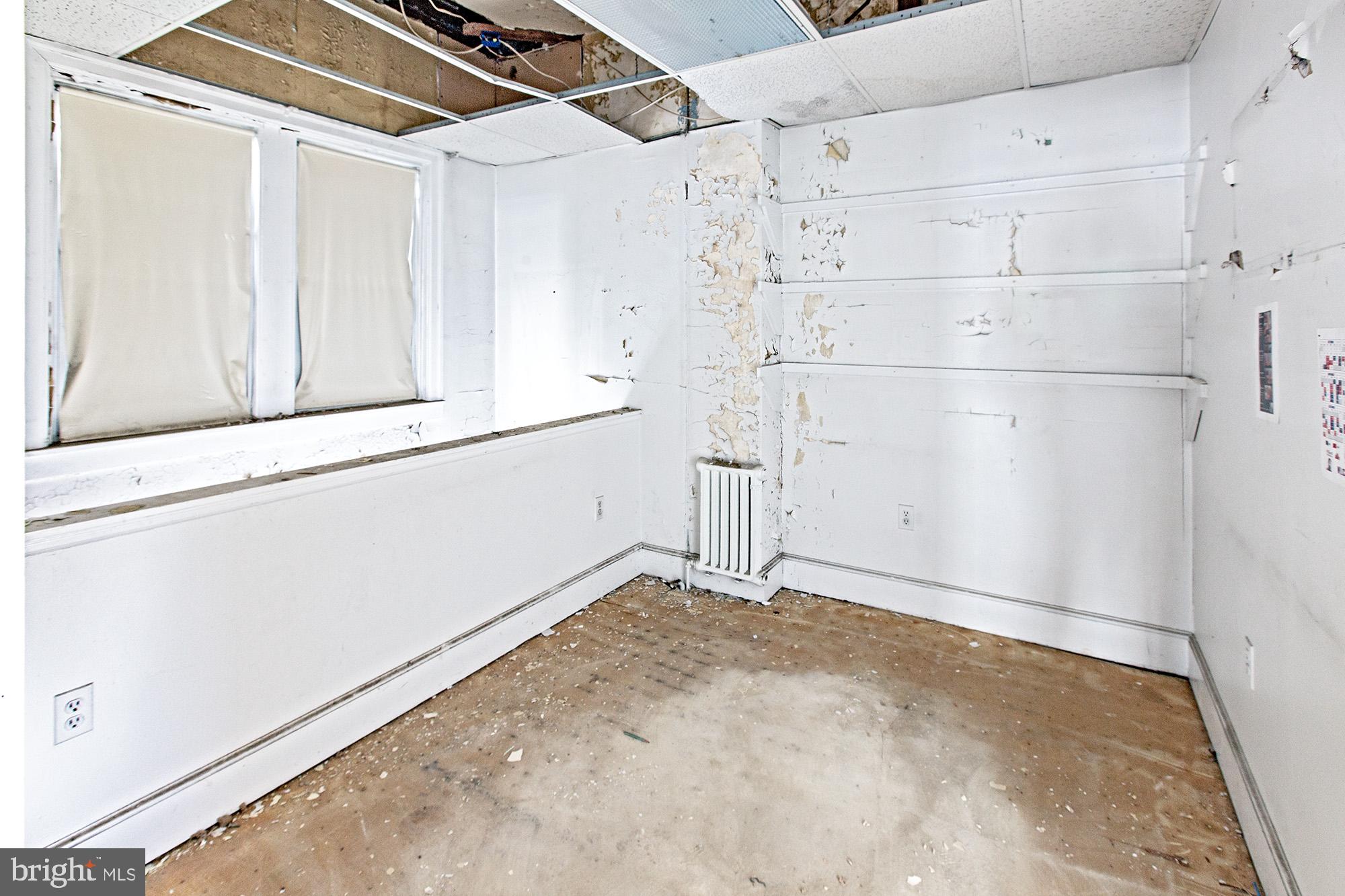 ASHLEY HEIGHTS - Commercial Sale