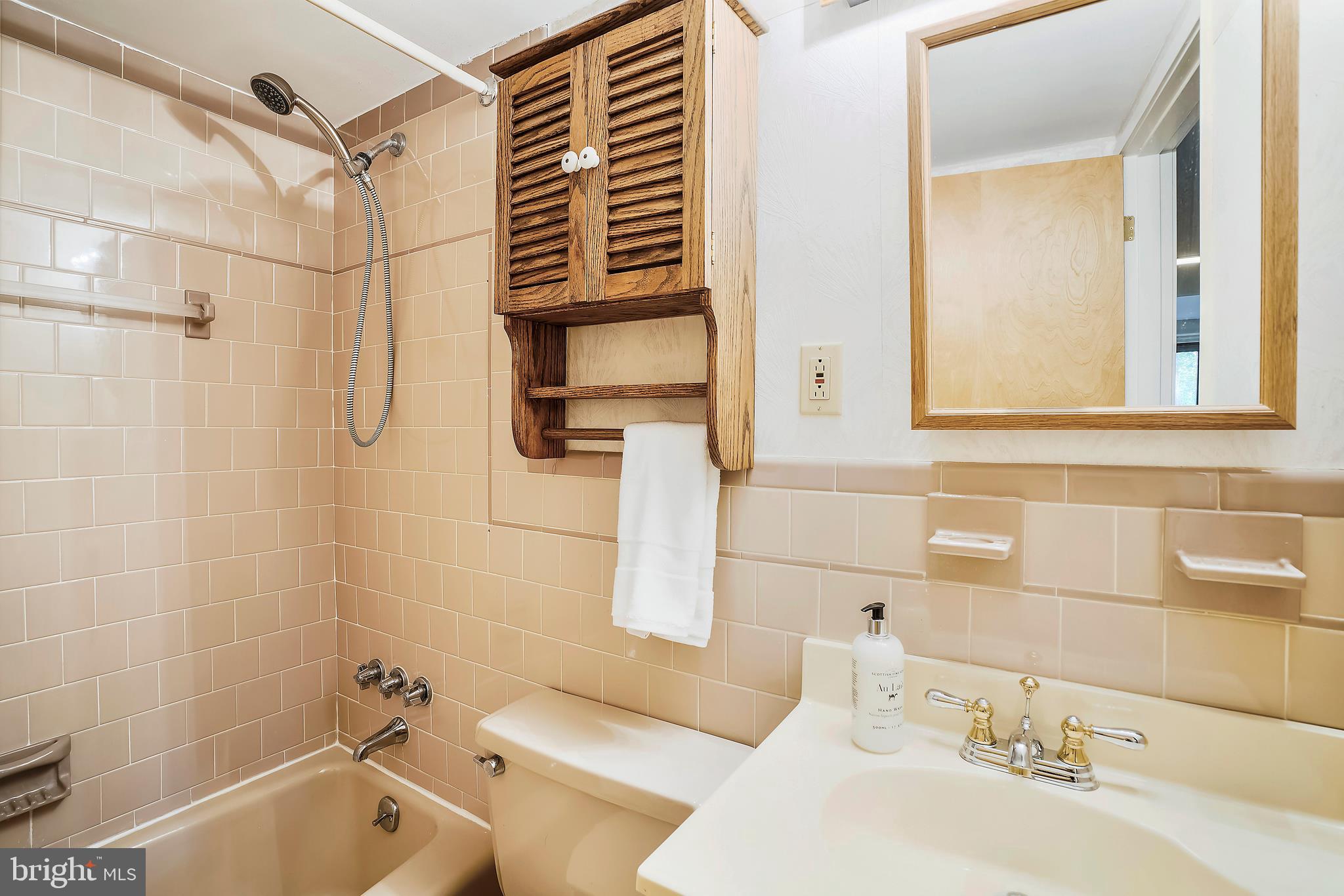 SWANSFIELD - Residential