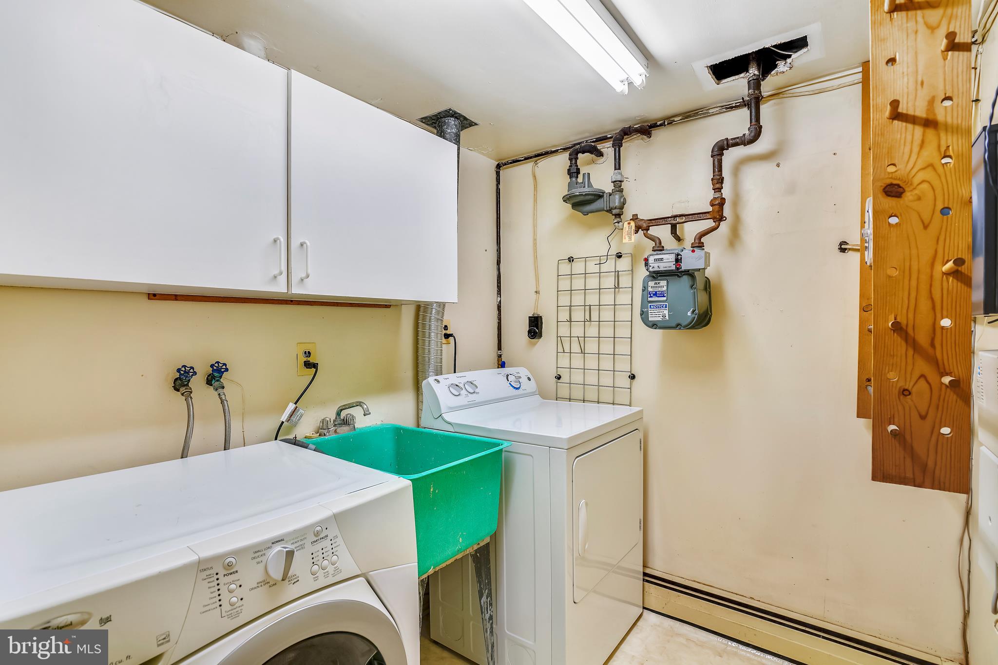 SWANSFIELD - Residential