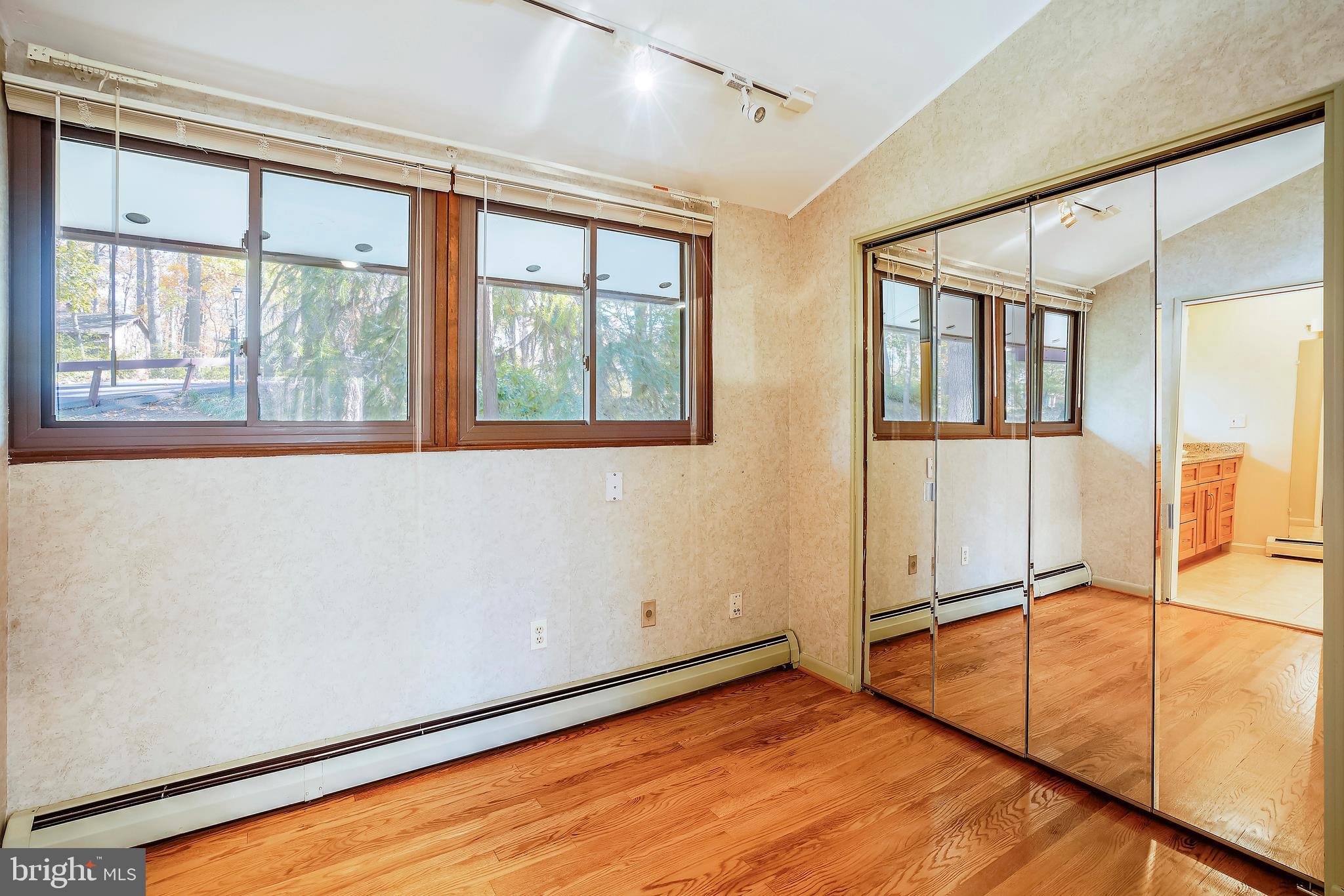 SWANSFIELD - Residential