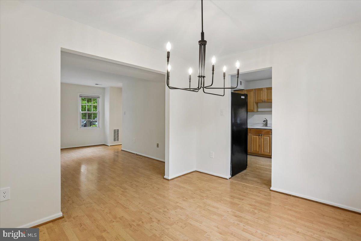 ROCKSHIRE TOWNHOMES - Residential