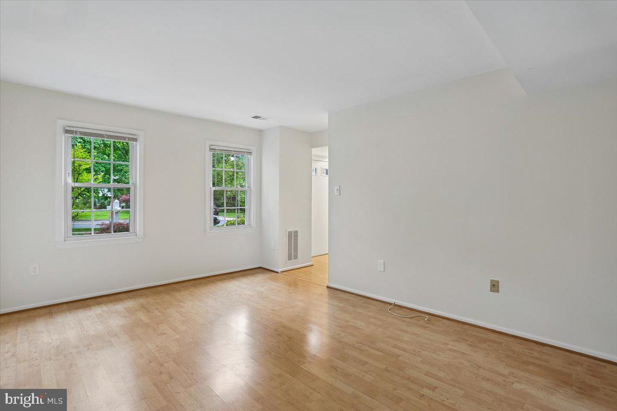 ROCKSHIRE TOWNHOMES - Residential