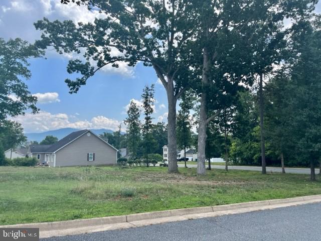 THE RIDGE AT FOREST HILLS - Land