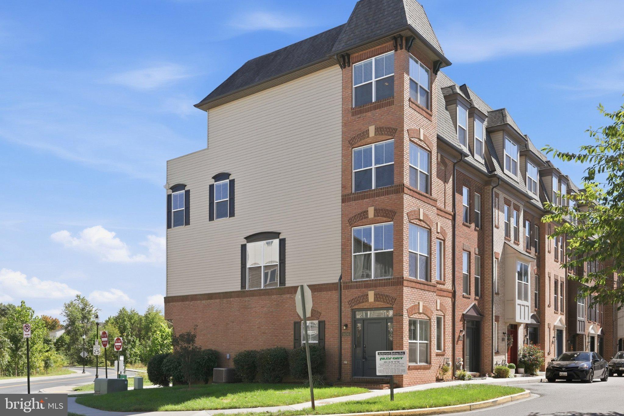1474 TRAFALGAR LANE 13