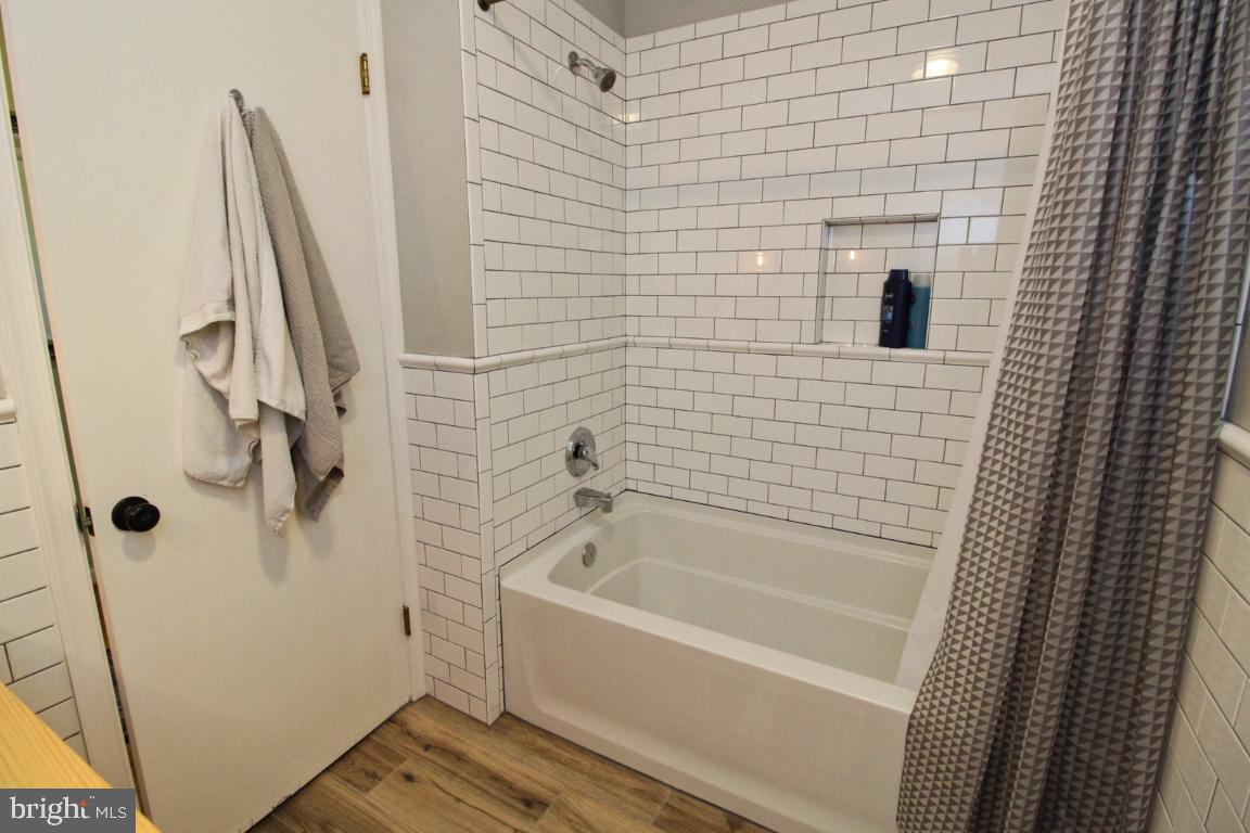 SUNNYBROOK - Residential