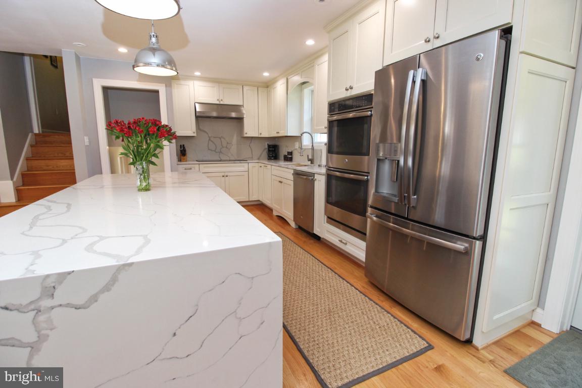 SUNNYBROOK - Residential