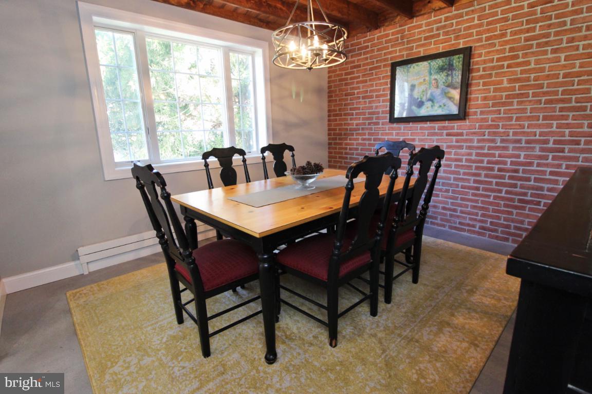 SUNNYBROOK - Residential