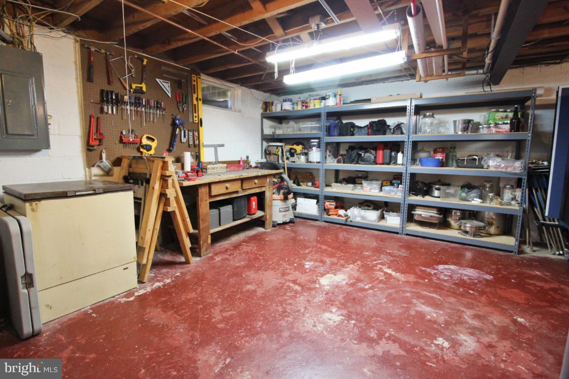 SUNNYBROOK - Residential