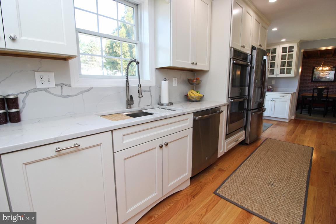 SUNNYBROOK - Residential