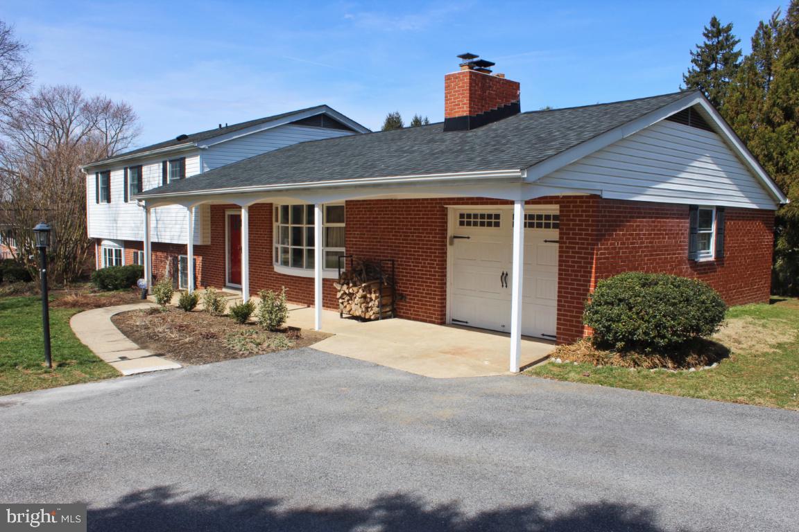 SUNNYBROOK - Residential