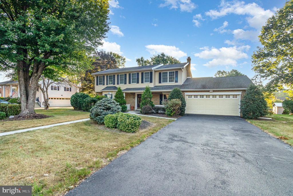Photo of 1121 Oak Street, CARLISLE, PA 17013 (MLS # PACB2046420)