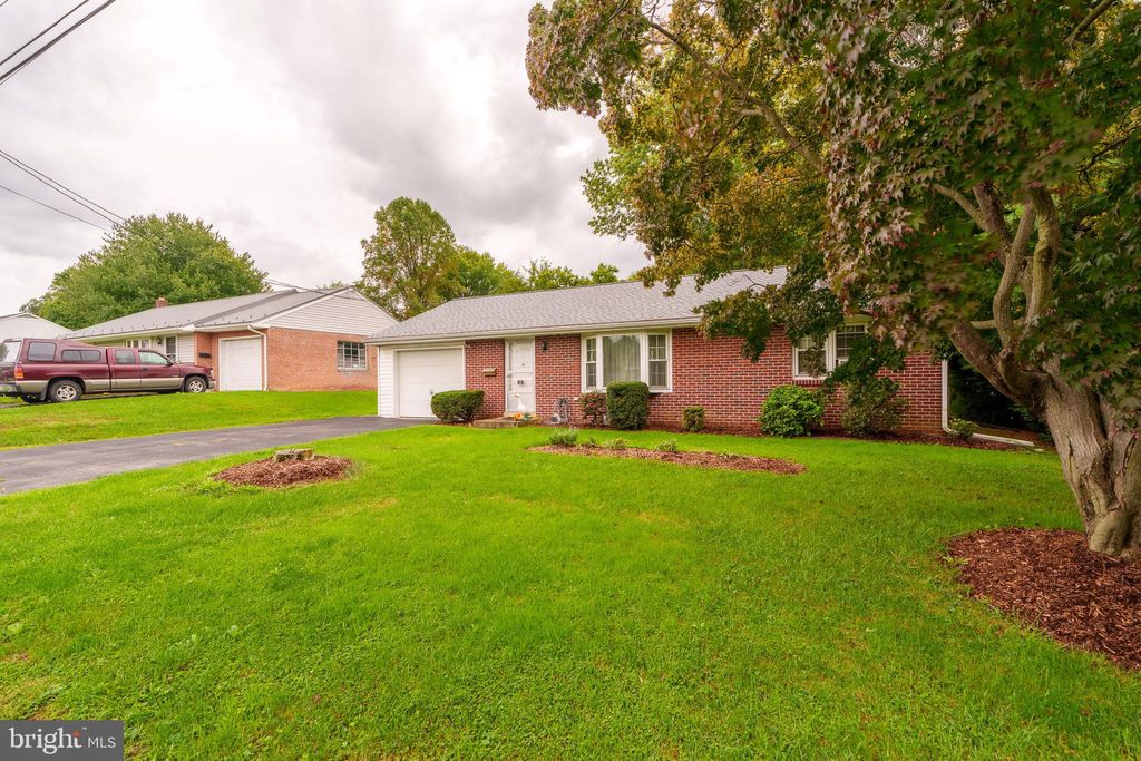 Photo of 10 E Brandt Boulevard, Landisville, PA 17538 (MLS # PALA2056766)