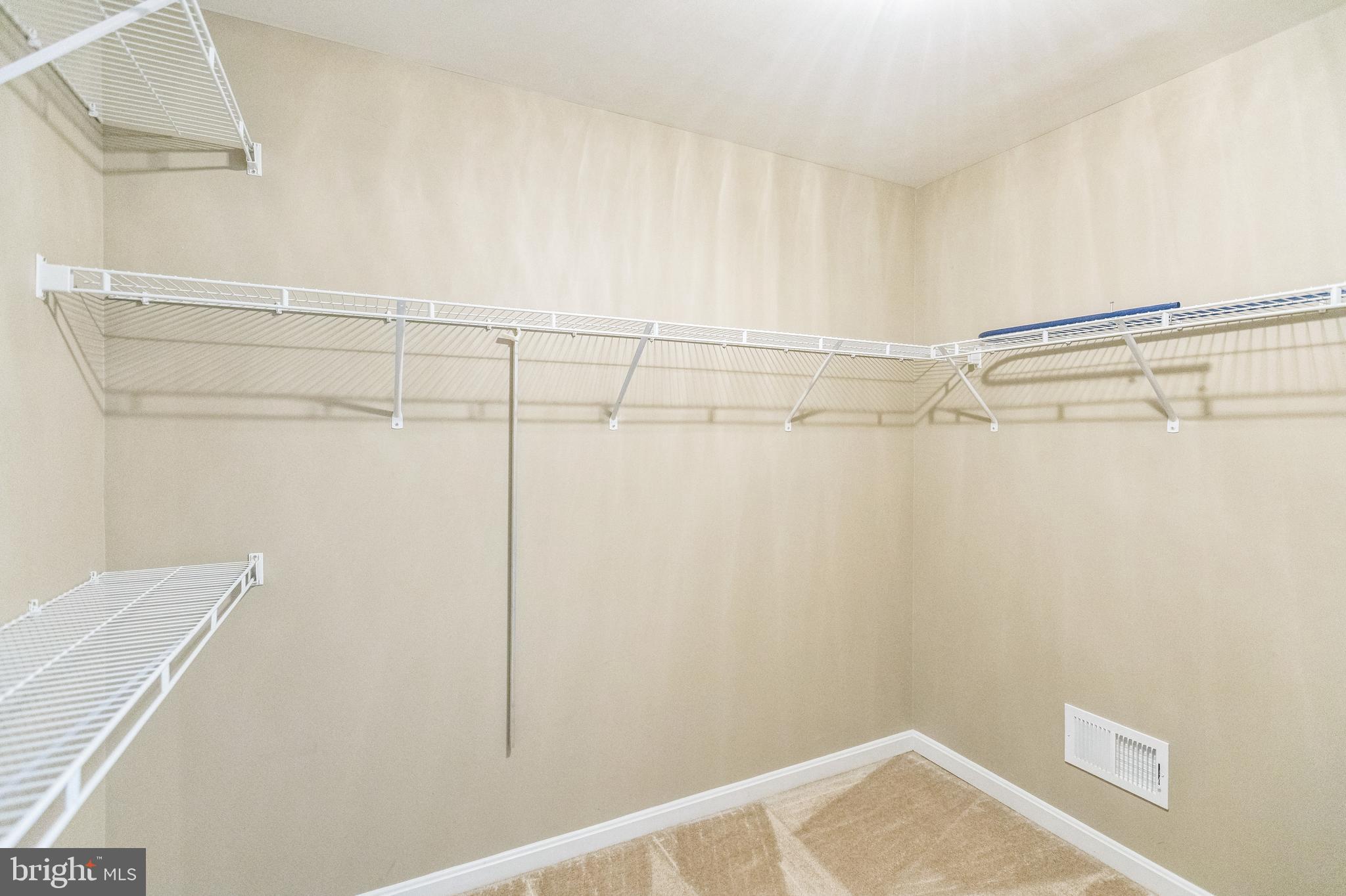 ALEXANDERS CHASE - Residential Lease