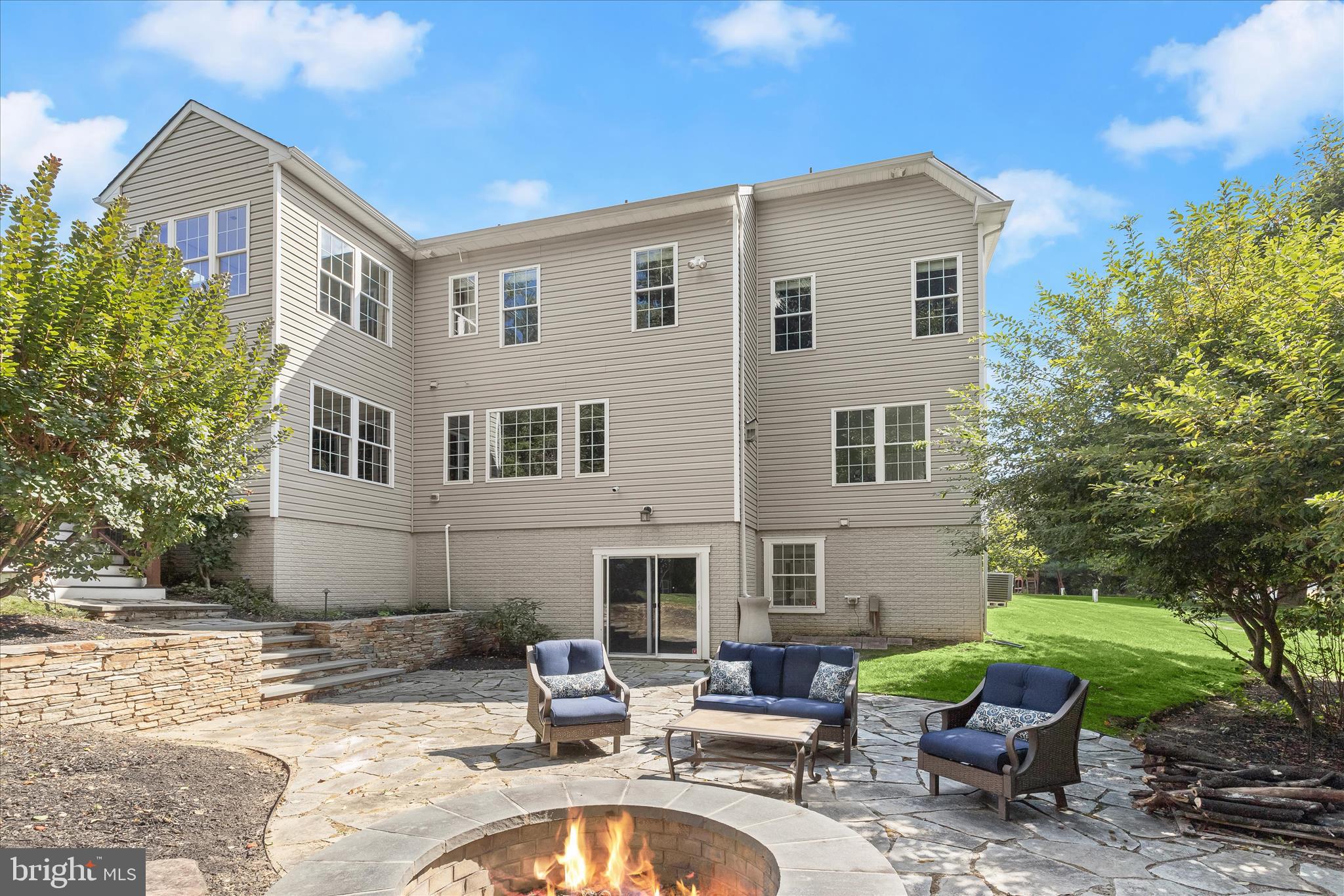 CASTLEBERRY - Residential