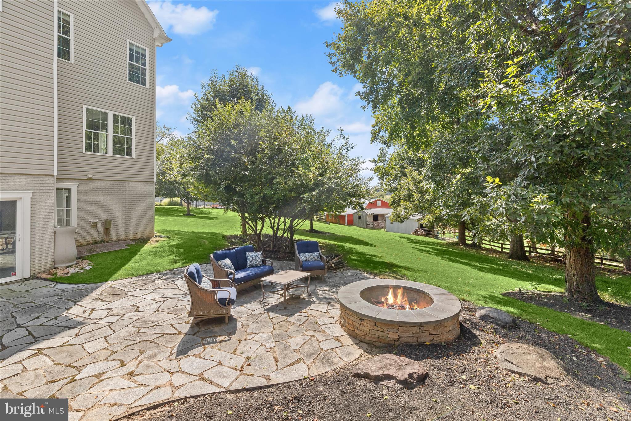 CASTLEBERRY - Residential