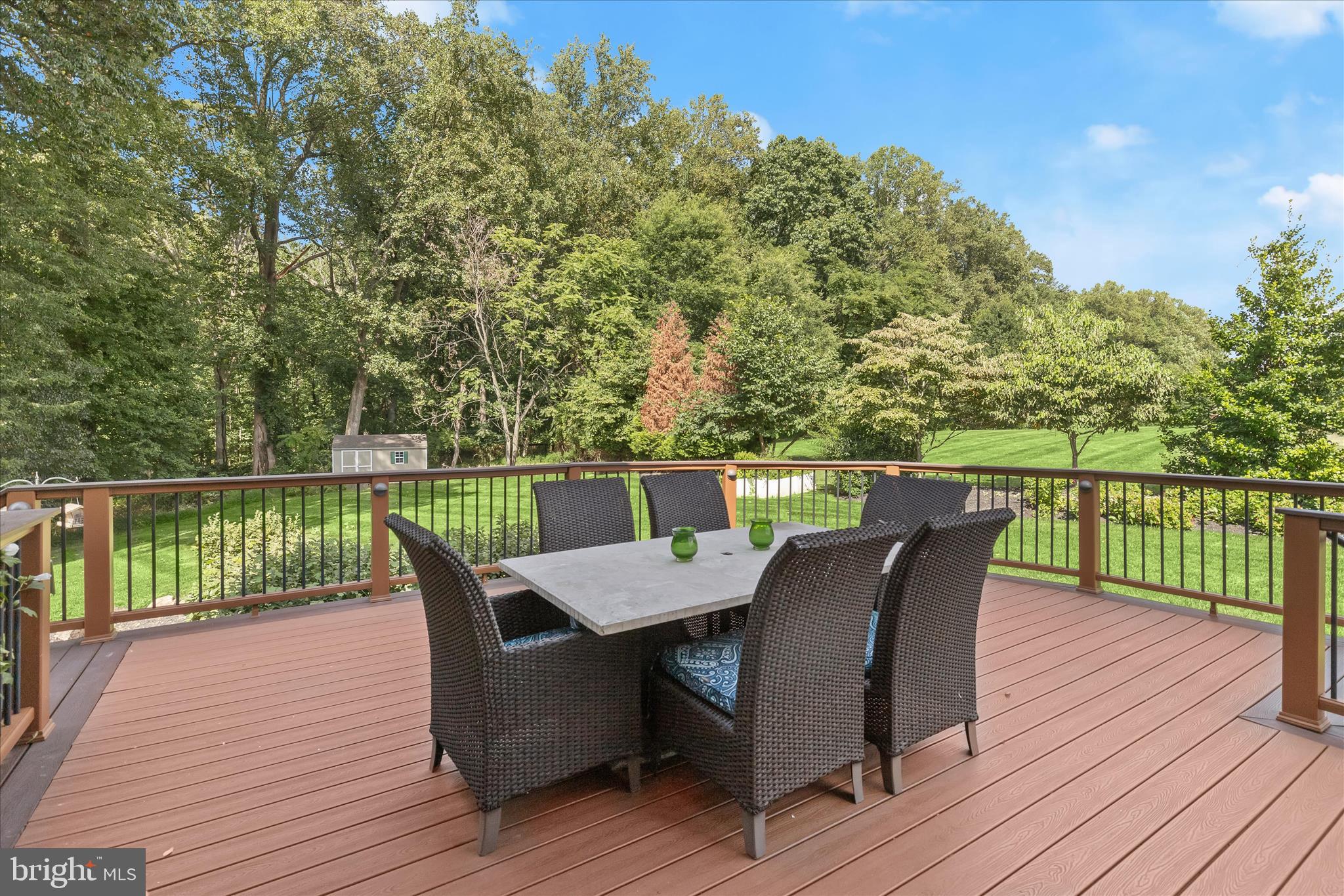 CASTLEBERRY - Residential
