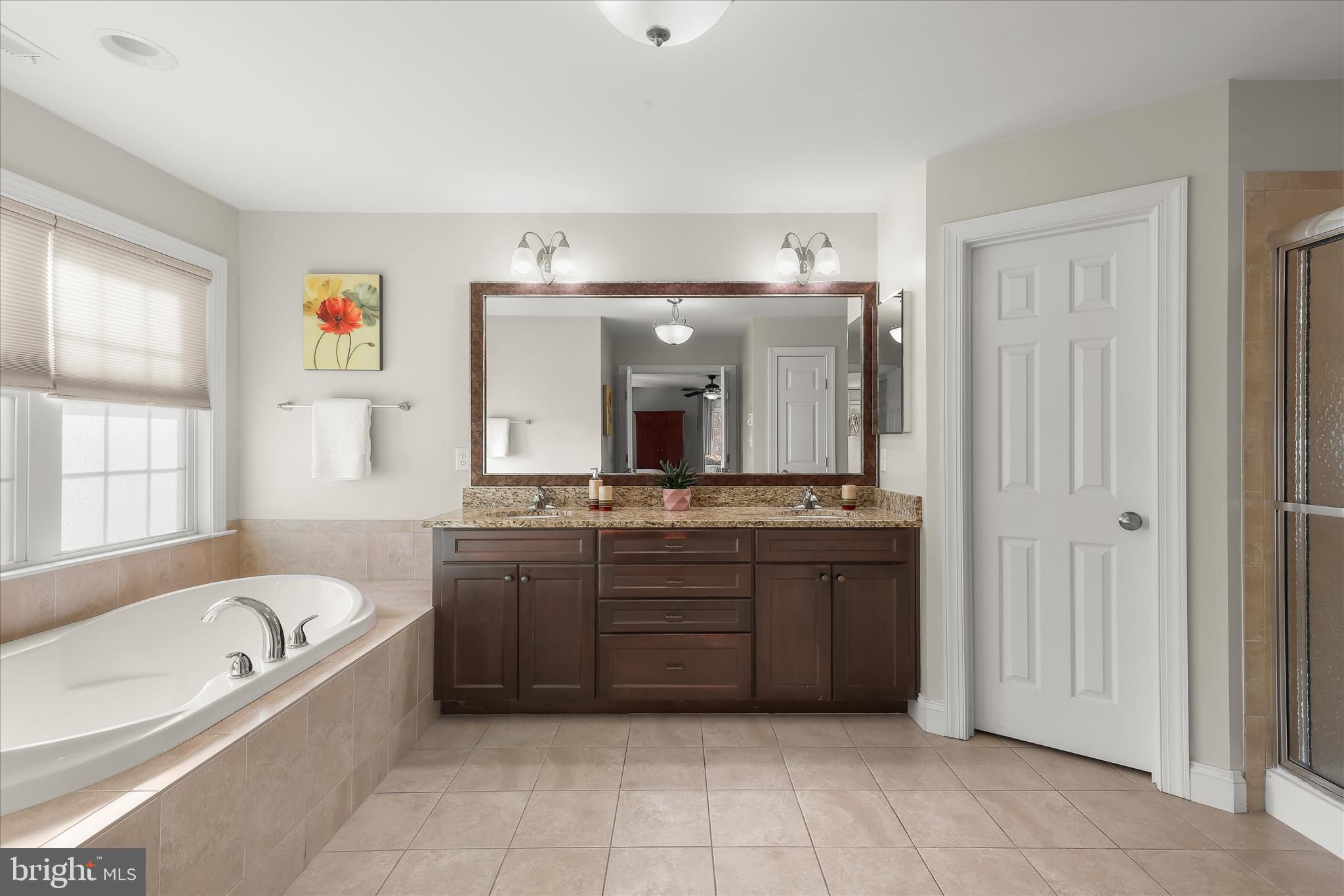 CASTLEBERRY - Residential