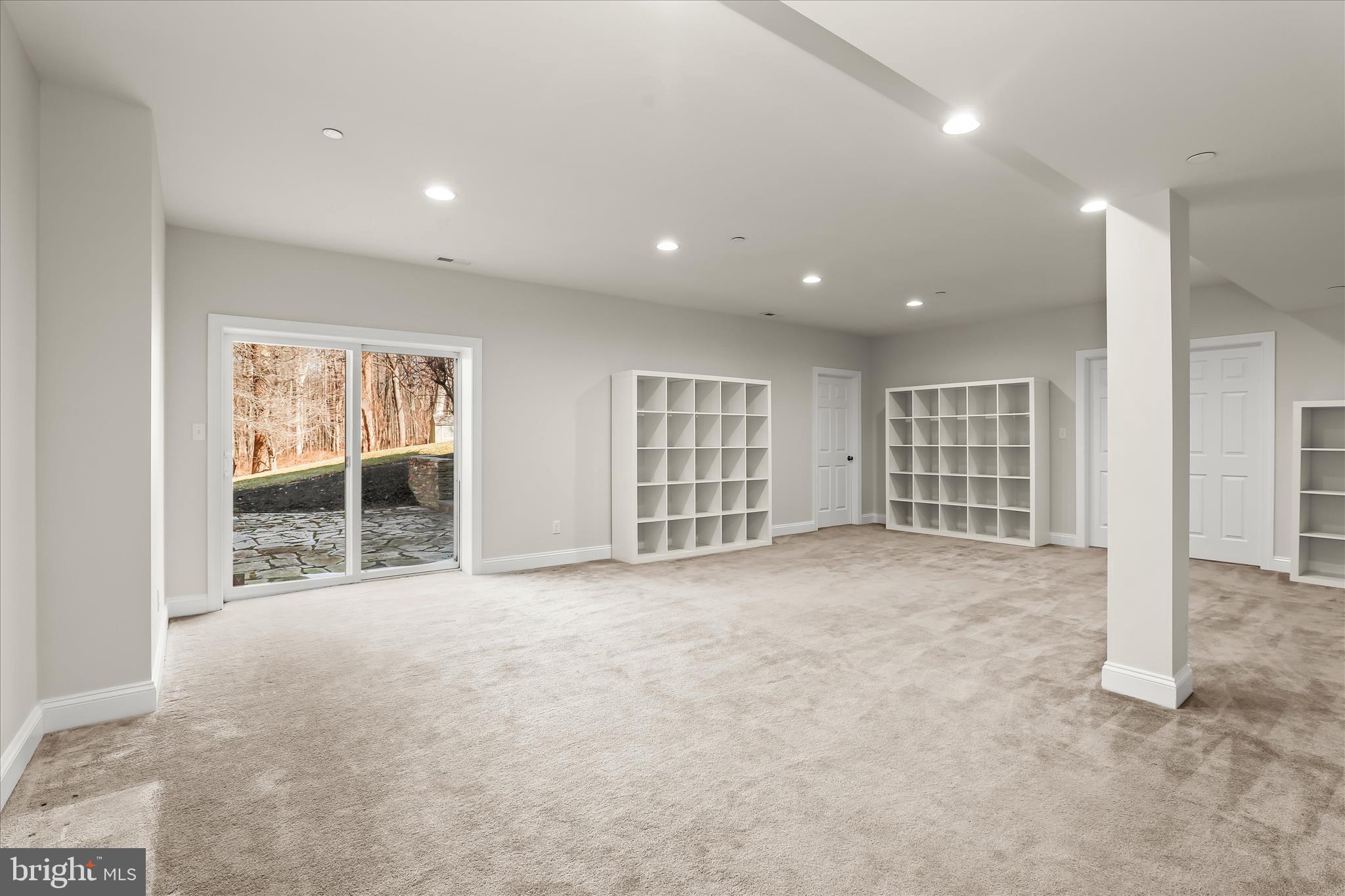 CASTLEBERRY - Residential