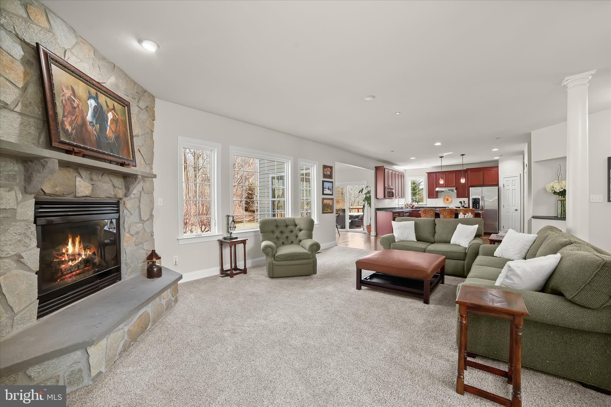 CASTLEBERRY - Residential