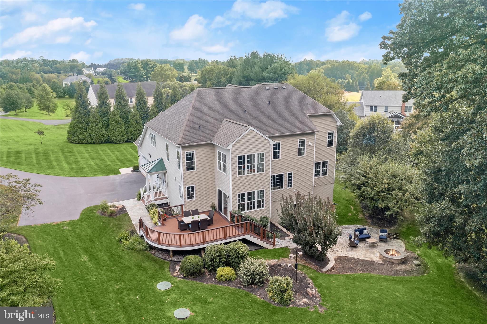 CASTLEBERRY - Residential