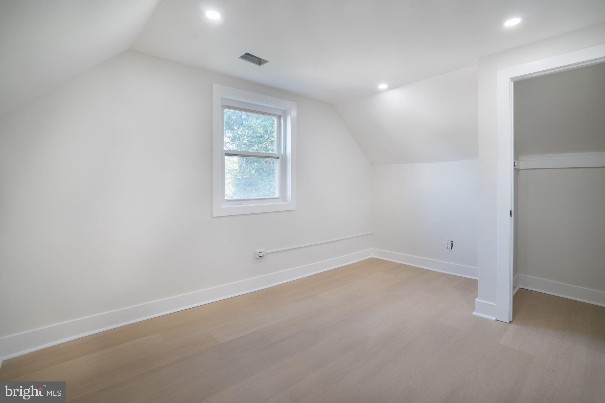 CAPITOL HEIGHTS - Residential